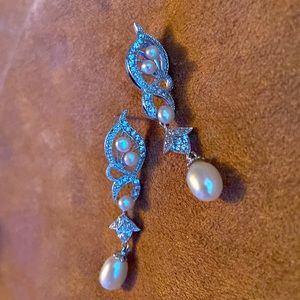Sterling silver with cultured pearls earrings